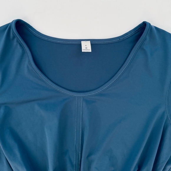 Lululemon Do the Daily Short Sleeve Cross-Front Code Blue Wrap T-Shirt, Size‎ 4 - Picture 7 of 11